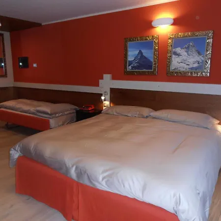 Lyskamm 3* Breuil-Cervinia